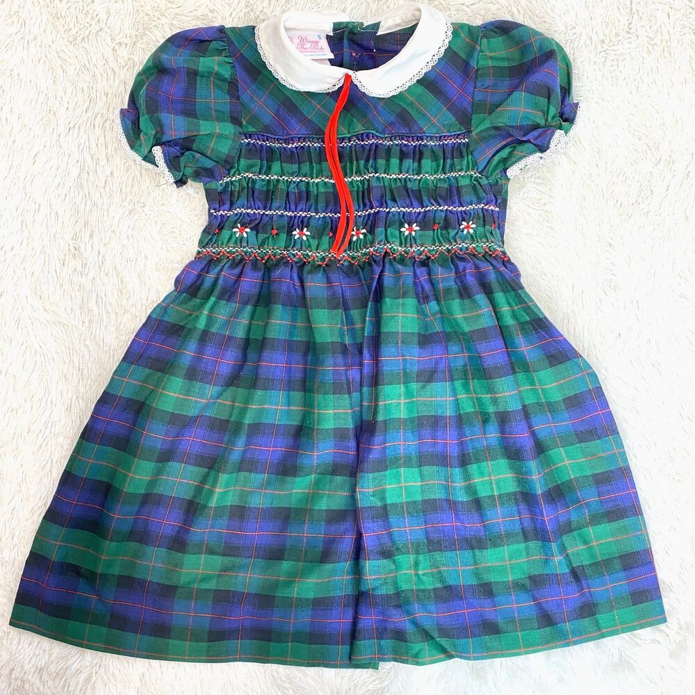 Winnie the Pooh Disney Vintage Girls Plaid Fit n Flare Smocked Dress Size 6